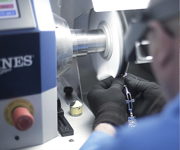 江诗丹顿维修服务中心团队